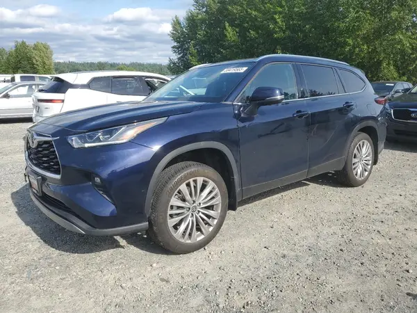 5TDKDRBH8PS038426 2023 TOYOTA HIGHLANDER - Image 1