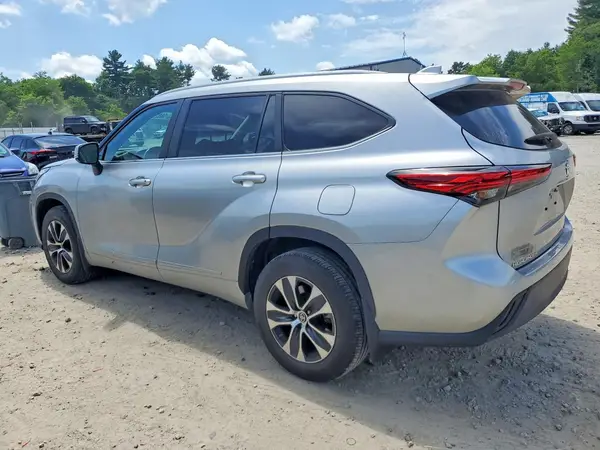 5TDKDRBH8PS041150 2023 TOYOTA HIGHLANDER - Image 2
