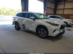 5TDKDRBH8PS043643 2023 TOYOTA HIGHLANDER