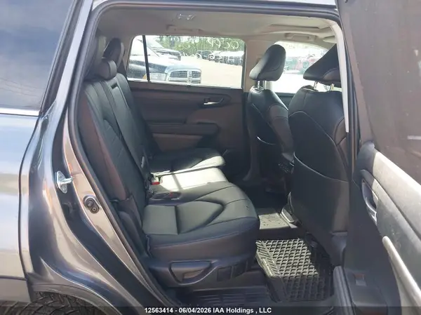 5TDKDRBH8PS501892 2023 TOYOTA HIGHLANDER - Image 8