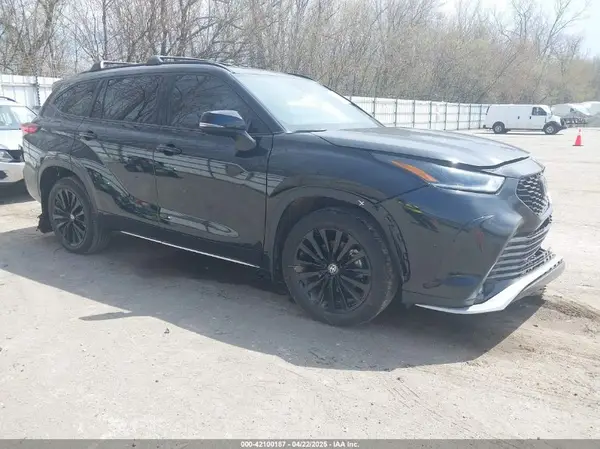 5TDKDRBH8PS510656 2023 TOYOTA HIGHLANDER - Image 1