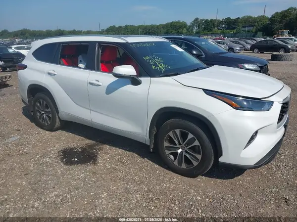 5TDKDRBH8PS510690 2023 TOYOTA HIGHLANDER - Image 1