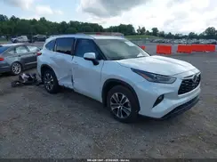 5TDKDRBH8PS521866 2023 TOYOTA HIGHLANDER