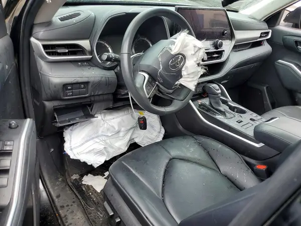 5TDKDRBH8RS535432 2024 TOYOTA HIGHLANDER - Image 8