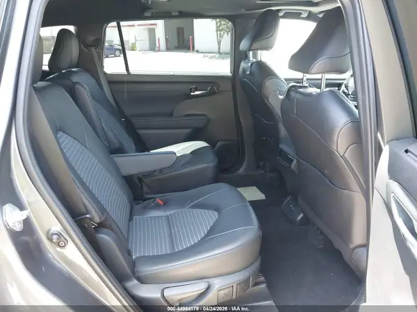 5TDKDRBH8RS540341 2024 TOYOTA HIGHLANDER - Image 8