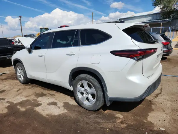 5TDKDRBH8RS541554 2024 TOYOTA HIGHLANDER - Image 2