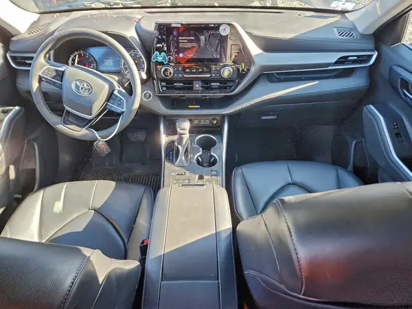 5TDKDRBH8RS544163 2024 TOYOTA HIGHLANDER - Image 8