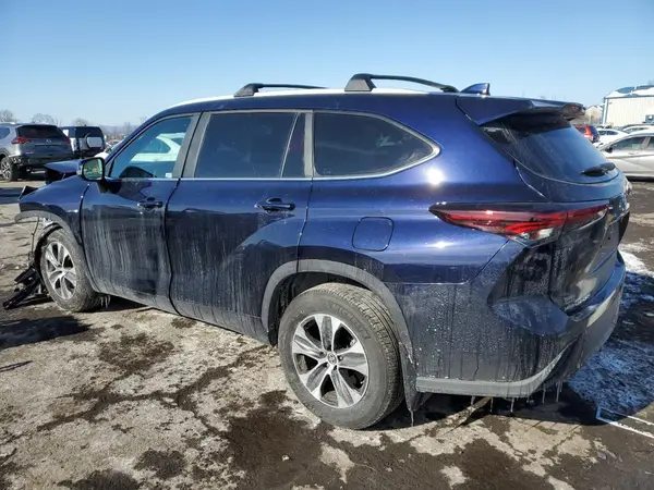 5TDKDRBH8RS548603 2024 TOYOTA HIGHLANDER - Image 2