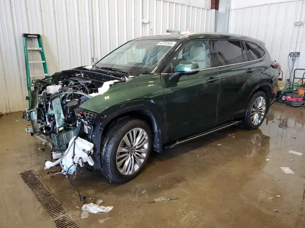 5TDKDRBH8RS556118 2024 TOYOTA HIGHLANDER - Image 1
