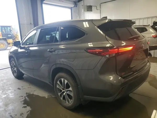 5TDKDRBH8SS585172 2025 TOYOTA HIGHLANDER - Image 2