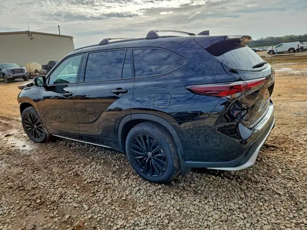5TDKDRBH8SS587276 2025 TOYOTA HIGHLANDER - Image 2