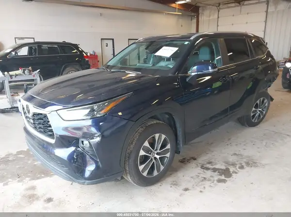 5TDKDRBH8TS602540 2026 TOYOTA HIGHLANDER - Image 2