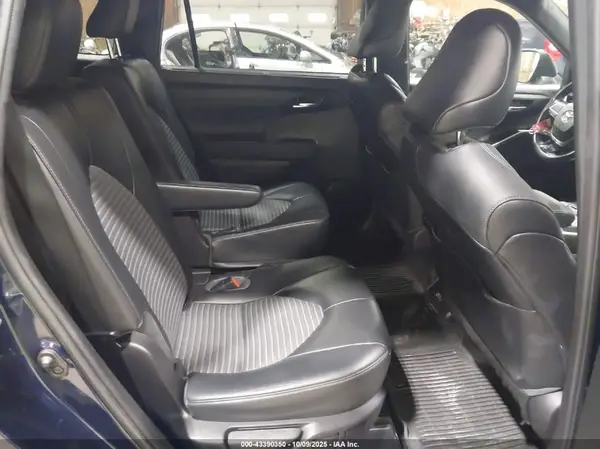 5TDKDRBH9PS000493 2023 TOYOTA HIGHLANDER - Image 8