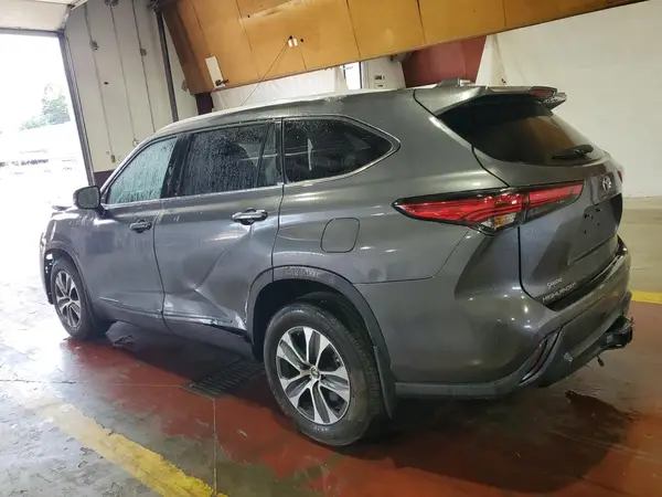 5TDKDRBH9PS007542 2023 TOYOTA HIGHLANDER - Image 2