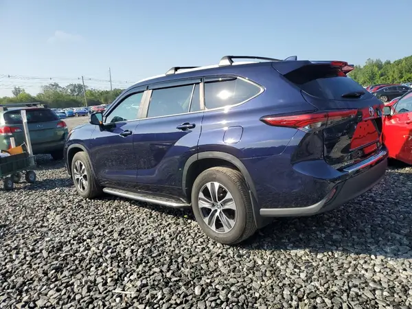 5TDKDRBH9PS012787 2023 TOYOTA HIGHLANDER - Image 2