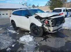 5TDKDRBH9PS018654 2023 TOYOTA HIGHLANDER