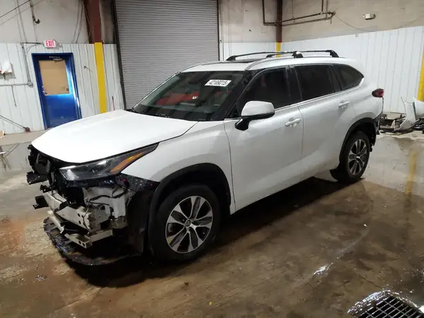 5TDKDRBH9PS019626 2023 TOYOTA HIGHLANDER - Image 1