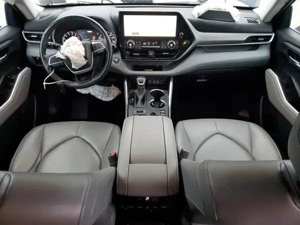 5TDKDRBH9PS021876 2023 TOYOTA HIGHLANDER - Image 8