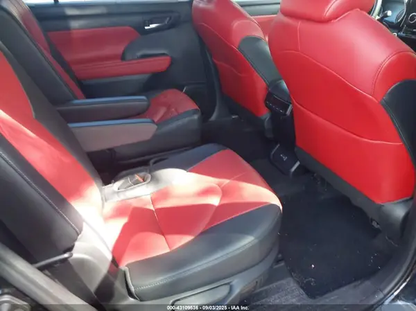 5TDKDRBH9PS023952 2023 TOYOTA HIGHLANDER - Image 8