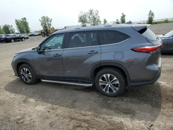 5TDKDRBH9PS025359 2023 TOYOTA HIGHLANDER - Image 2