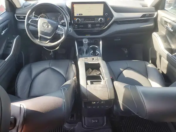 5TDKDRBH9PS030772 2023 TOYOTA HIGHLANDER - Image 8
