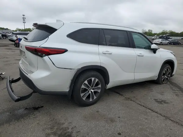5TDKDRBH9PS035907 2023 TOYOTA HIGHLANDER - Image 2