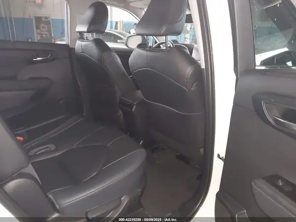 5TDKDRBH9PS039746 2023 TOYOTA HIGHLANDER - Image 8
