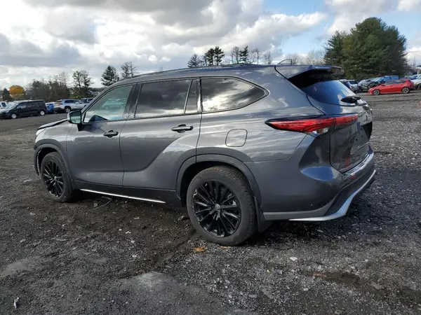 5TDKDRBH9PS508513 2023 TOYOTA HIGHLANDER - Image 2