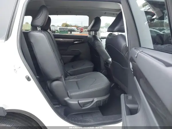 5TDKDRBH9PS520595 2023 TOYOTA HIGHLANDER - Image 8