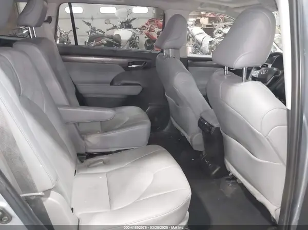 5TDKDRBH9PS527062 2023 TOYOTA HIGHLANDER - Image 8