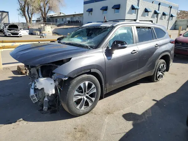 5TDKDRBH9RS529008 2024 TOYOTA HIGHLANDER - Image 1