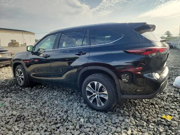 5TDKDRBH9RS536802 2024 TOYOTA HIGHLANDER - Image 2