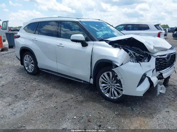 5TDKDRBH9RS556337 2024 TOYOTA HIGHLANDER - Image 1