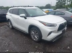 5TDKDRBH9RS563580 2024 TOYOTA HIGHLANDER