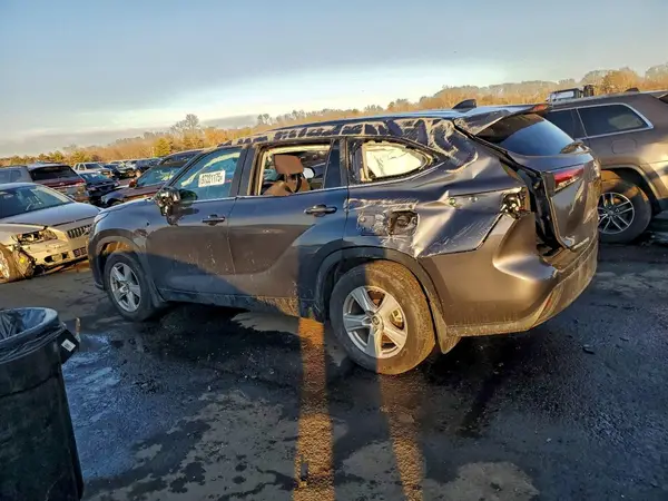 5TDKDRBH9RS573249 2024 TOYOTA HIGHLANDER - Image 2