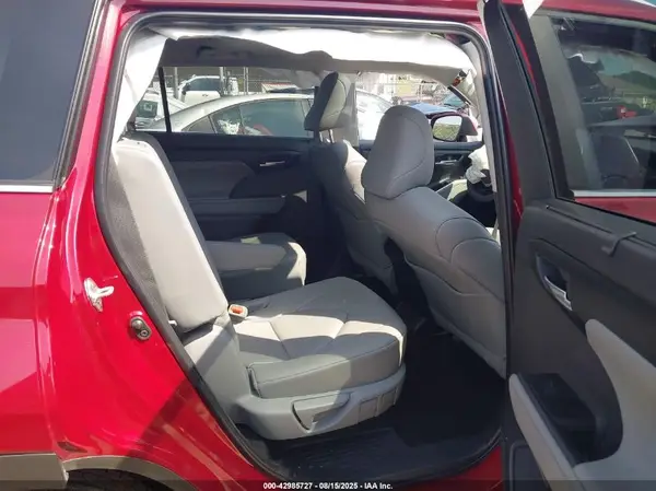 5TDKDRBH9SS587612 2025 TOYOTA HIGHLANDER - Image 8