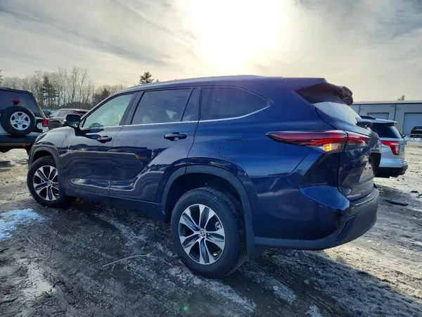 5TDKDRBH9SS589330 2025 TOYOTA HIGHLANDER - Image 2