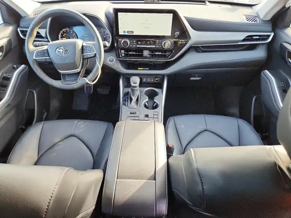 5TDKDRBH9SS589330 2025 TOYOTA HIGHLANDER - Image 8