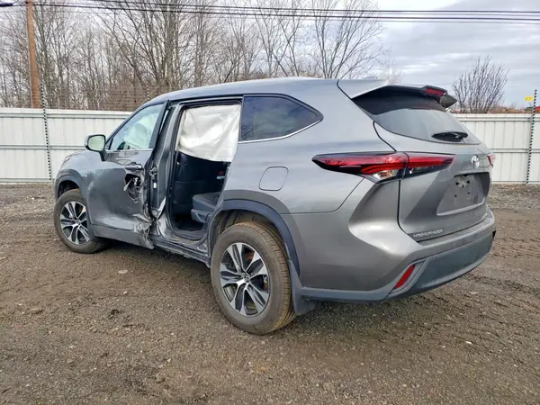 5TDKDRBH9TS602157 2026 TOYOTA HIGHLANDER - Image 2