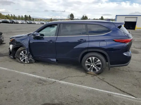 5TDKDRBHXPS006268 2023 TOYOTA HIGHLANDER - Image 2