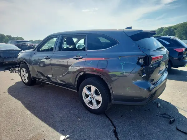 5TDKDRBHXPS007243 2023 TOYOTA HIGHLANDER - Image 2