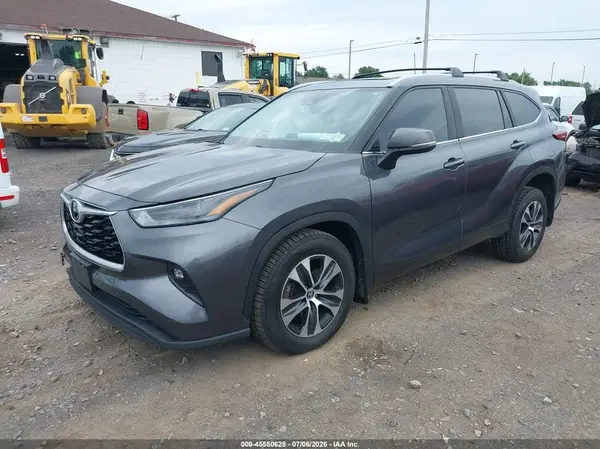 5TDKDRBHXPS007825 2023 TOYOTA HIGHLANDER - Image 2