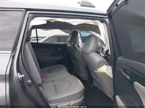5TDKDRBHXPS007825 2023 TOYOTA HIGHLANDER - Image 8