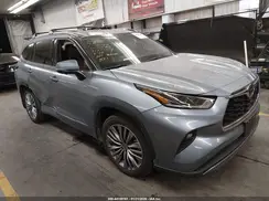 5TDKDRBHXPS009025 2023 TOYOTA HIGHLANDER