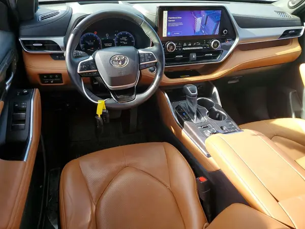 5TDKDRBHXPS009770 2023 TOYOTA HIGHLANDER - Image 8