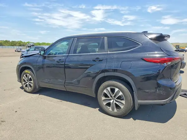5TDKDRBHXPS010370 2023 TOYOTA HIGHLANDER - Image 2