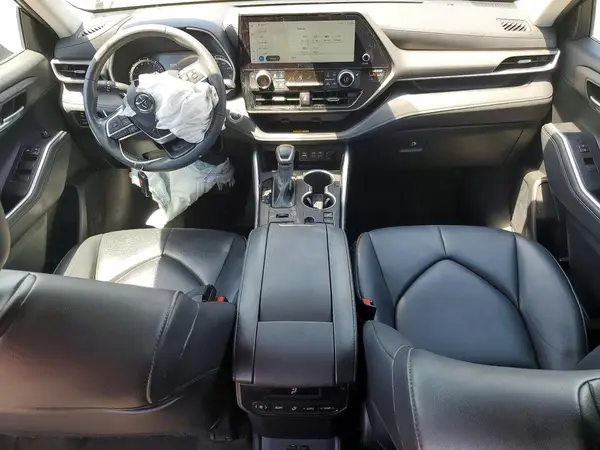5TDKDRBHXPS010370 2023 TOYOTA HIGHLANDER - Image 8