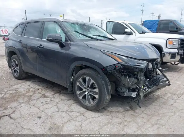 5TDKDRBHXPS017948 2023 TOYOTA HIGHLANDER - Image 1