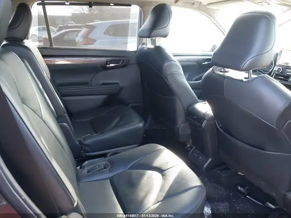 5TDKDRBHXPS020381 2023 TOYOTA HIGHLANDER - Image 8