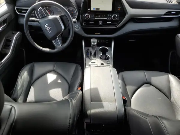 5TDKDRBHXPS032269 2023 TOYOTA HIGHLANDER - Image 8